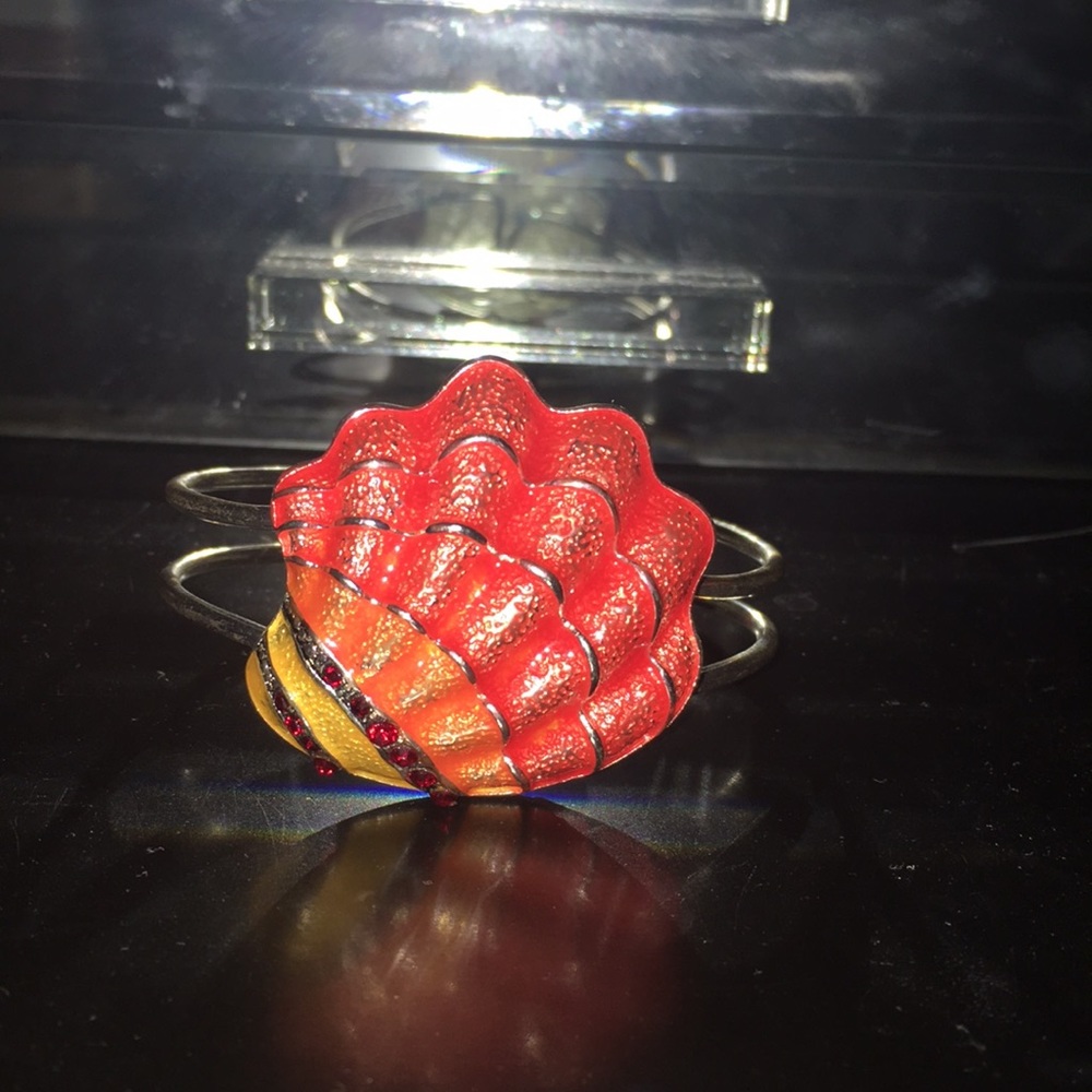Sea shell bracelet